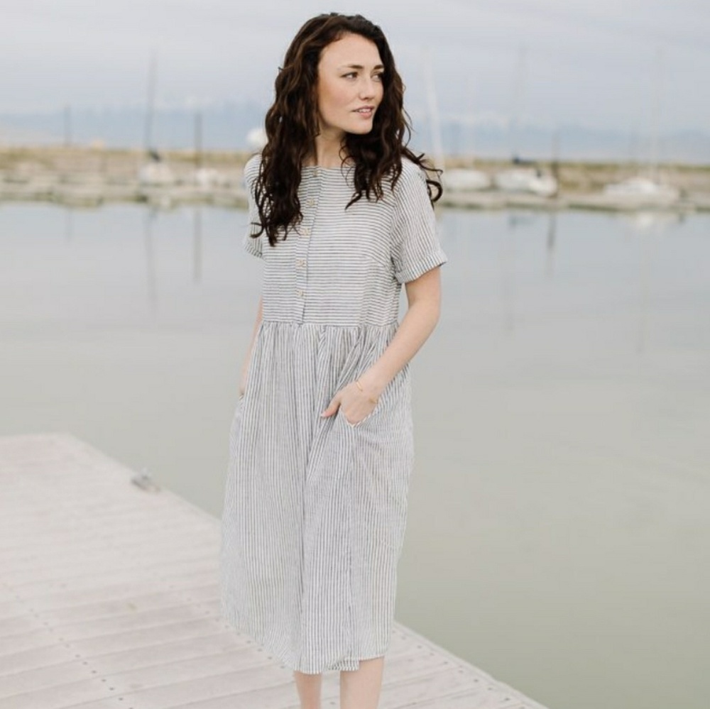 The Woodland striped dress in gray